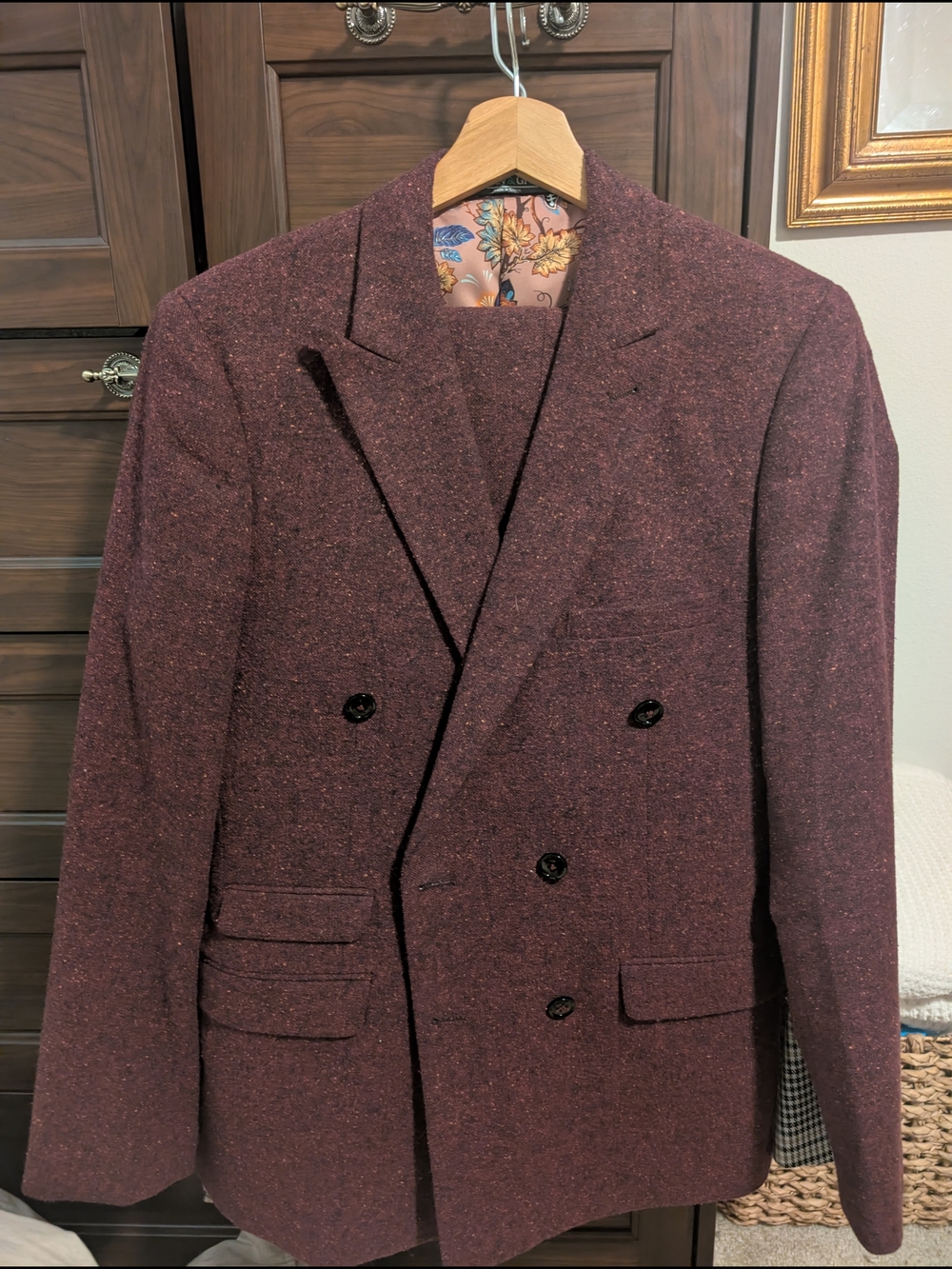 Paisley & Gray Slim Fit Soho Peak Double Breasted Suit